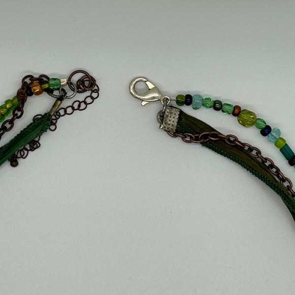 Bohemian Silk, Brass and Beaded Green toned necklace with lobster claw closure - Picture 3 of 8